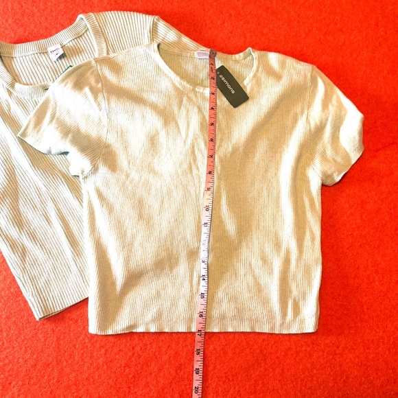 qua blue coord set with short sleeve ribbed cardigan and matching rib knit crop - Picture 10 of 10